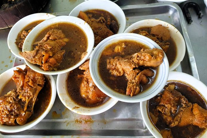 ▲巴生的肉骨茶湯底較其他地區更為濃厚。　圖：馬來西亞觀光局／提供  