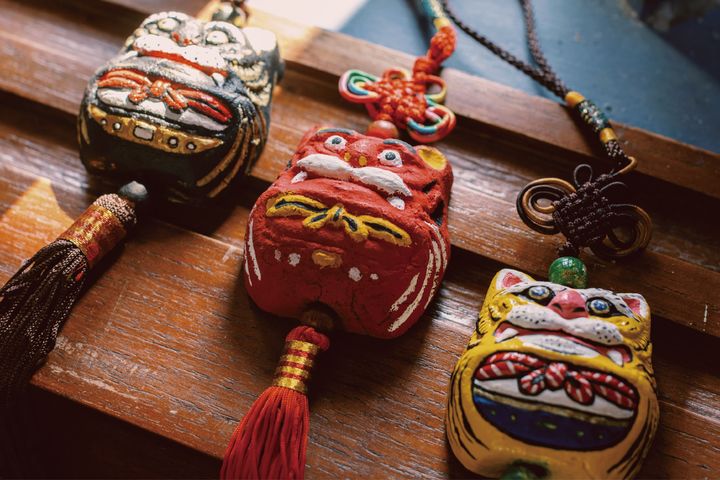 ▲羅黏香彩繪體驗，傳統工藝化身 DIY 文創體驗。　圖：成美文化園／提供