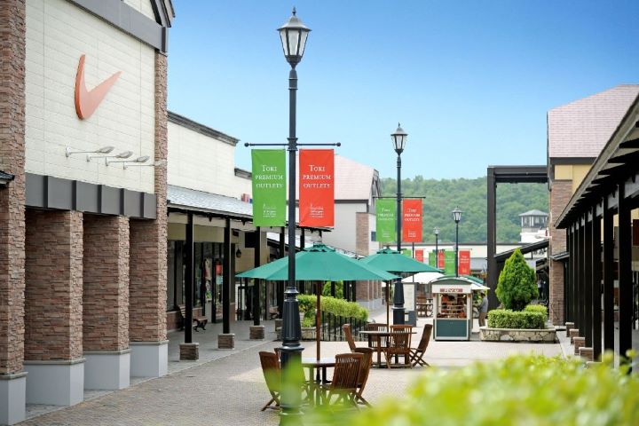土岐 PREMIUM OUTLETS® 群山環繞，環境優美。　圖：向日遊顧問有限公司／提供