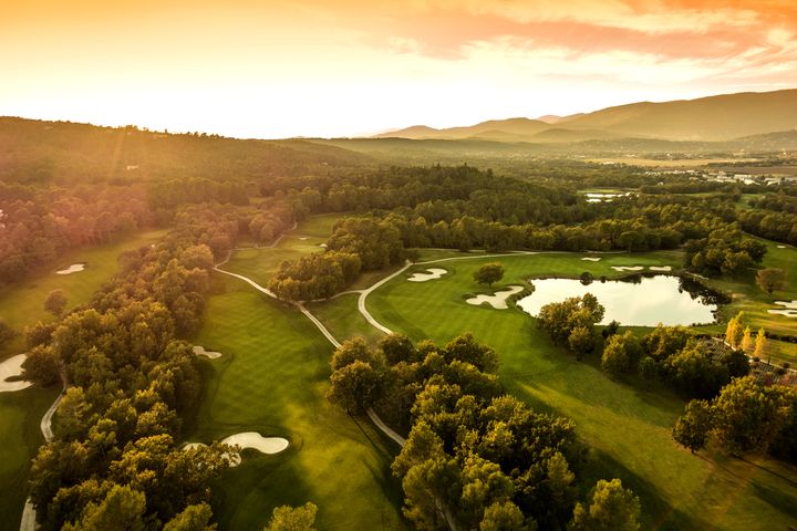 ▲Terre Blanche 擁有兩座高球場，在全球百大高爾夫度假村中排名第五。　圖：Heavens Portfolio／提供