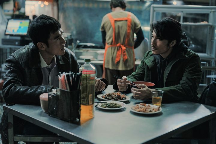 ▲《The Outlaw Doctor 化外之醫》劇照－金門滷肉飯。　圖：公視、中華電信、瀚草文創／提供