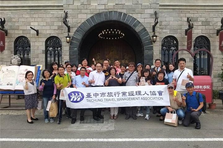 ▲臺中市旅行業經理人協會合影。　圖：彰化縣政府／提供