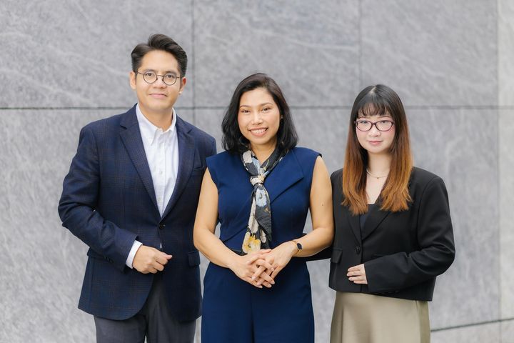 ▲（左起）泰國國家會議展覽局會議暨獎勵部經理 NapatWatthanasan、總監 Supanich Thiansing、經理 Onrumpa Kidmai。　記者-張偉浩／攝
