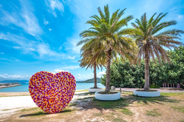 三亞碧海晴空海岸線，洋溢熱帶度假氣息。　圖：shutterstock／來源 