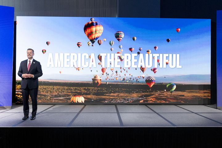 ▲美國國家旅遊局總裁兼執行長 Fred Dixon 啟動宣傳活動。　圖：Brand USA／提供