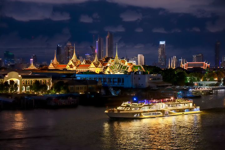 ▲夜遊昭披耶河，感受曼谷迷人浪漫氣息。　圖：shutterstock／來源