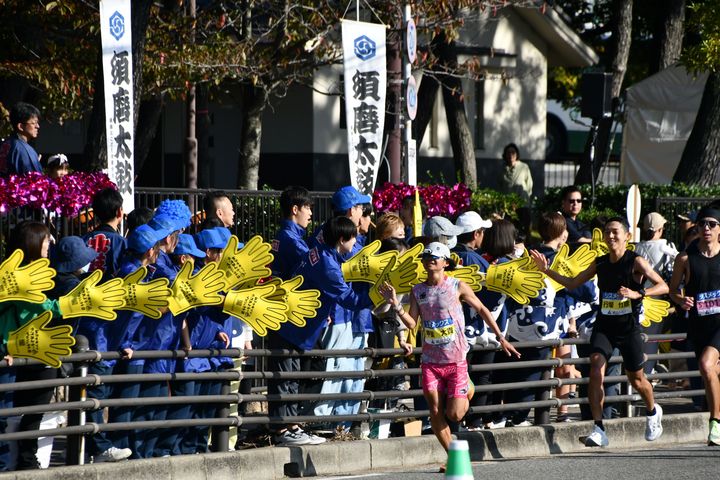 ▲08/18前報名參賽並回報表單，經確認桃園市民身份即可列入「桃園百名跑者」名單、獲得雙城限定紀念好禮。　圖：桃園市政府觀光旅遊局／提供