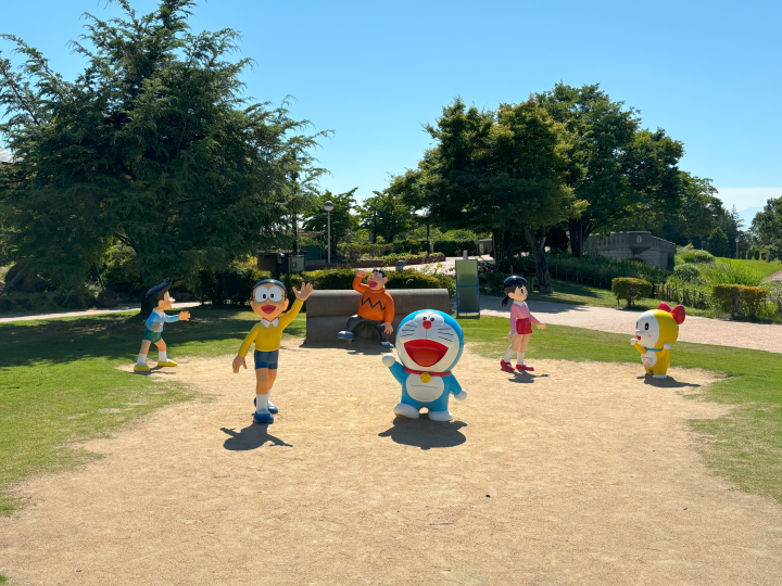 ▲童話之森公園可以看見哆啦A夢的角色們。　圖：向日遊／提供