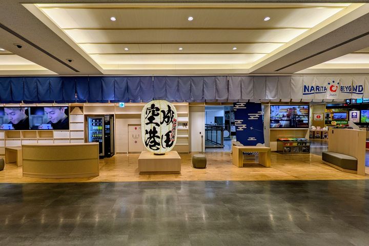 ▲「NARITA BYOND」的觀光櫃位在成田國際空港一號航廈抵達大廳。　圖：NARITA BEYOND／提供