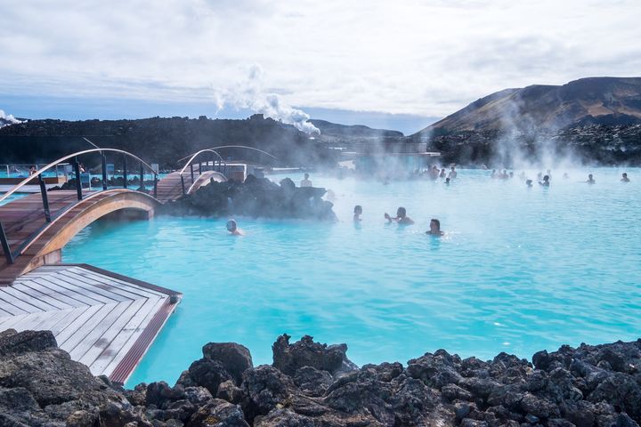 藍湖地熱溫泉是冰島最受歡迎的景點之一。　圖：shutterstock／來源 