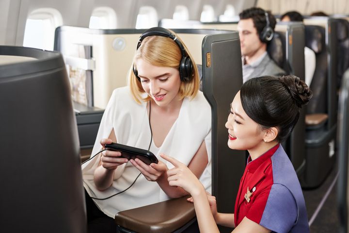 ▲中華航空以波音 777-300ER 客機，執飛台北加拿大溫哥華航線，有40個商務艙座位。　圖：中華航空／提供
