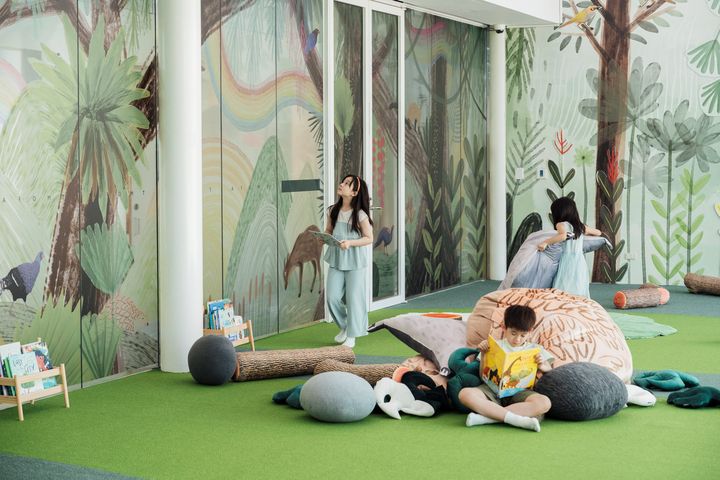 由桃園市立美術館與新加坡國家美術館共同策劃的兒童藝術特展「在藝術中遇見大自然」。　圖：桃園市立美術館（攝影：透島影業）／提供