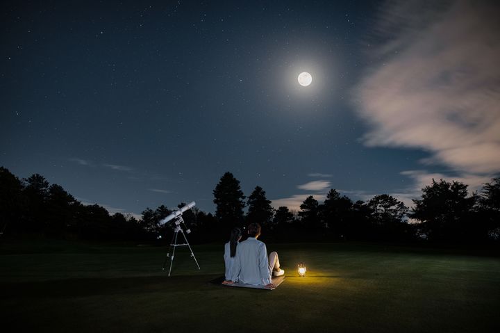 ▲探索自然中的觀星活動深受歡迎。　圖：昆明春城湖畔高爾夫渡假村／提供