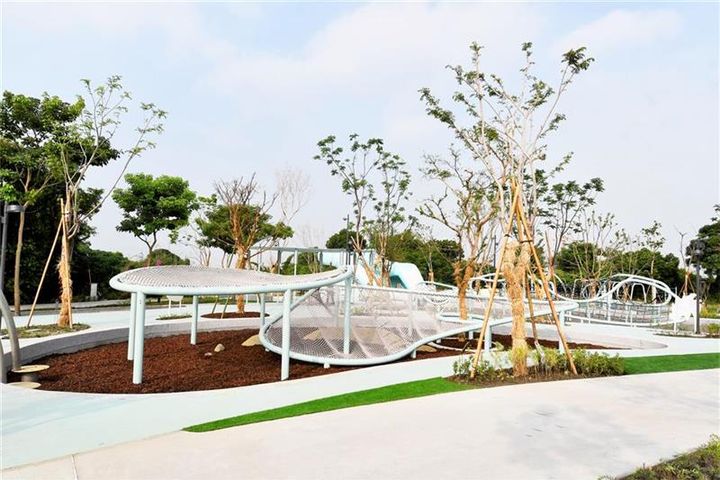 ▲「天空遊戲場」遊具除強調共融，同時多為客製化設施，打造專業又遊戲感十足的公園。　圖：台灣設計研究院／提供