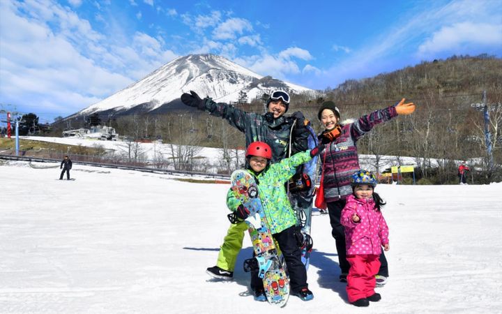 ▲日本人氣滑雪場「富士山 Snow Park Yeti」位居亞軍。　圖：KKday／提供