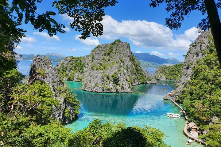 巴拉望科隆四季宜人，水質清澈還有海底軍艦遺跡。　圖：菲律賓觀光部／提供