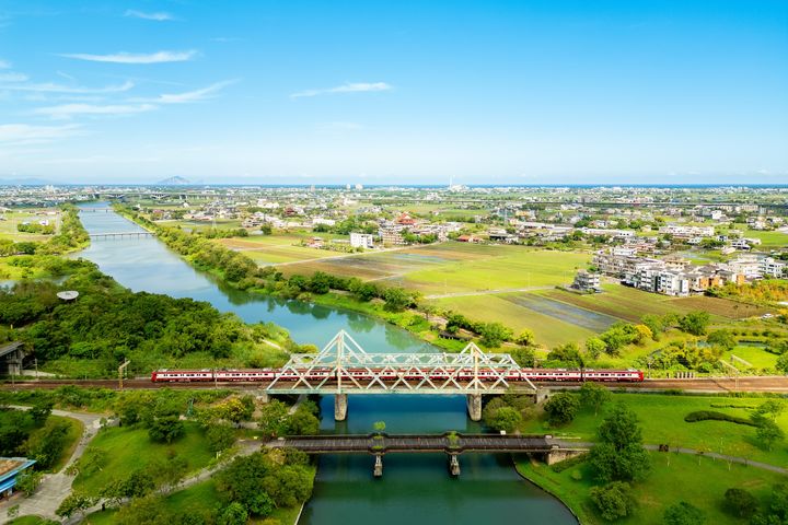 宜蘭冬山河流經羅東、冬山、五結等鄉鎮,匯集運動、遊憩、休閒等多元功能。 圖:shutterstock/來源