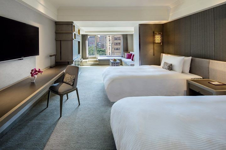 ▲晶華酒店推出雲天露台家庭客房優惠方案（贈栢麗廳四客豪華午餐 享有「雲天廊」專屬禮遇）。　圖：臺北市政府觀光傳播局／提供