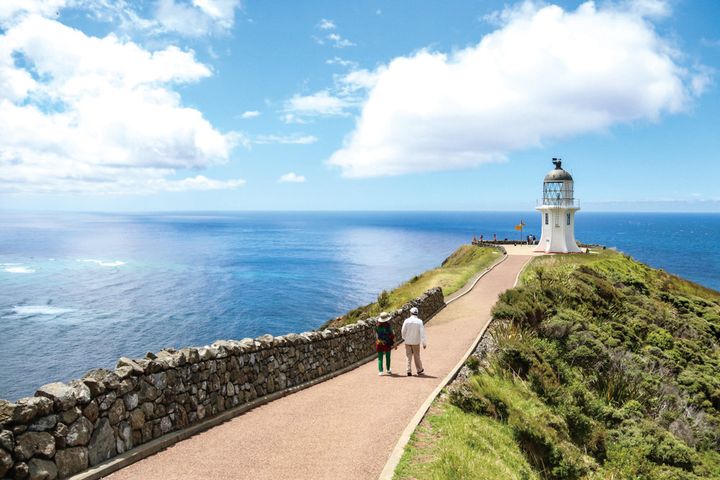 ▲尊榮假期特別安排走訪別具特色的北角燈塔，能欣賞到塔斯曼海與太平洋交匯處的壯麗海景。　圖：shutterstock／來源