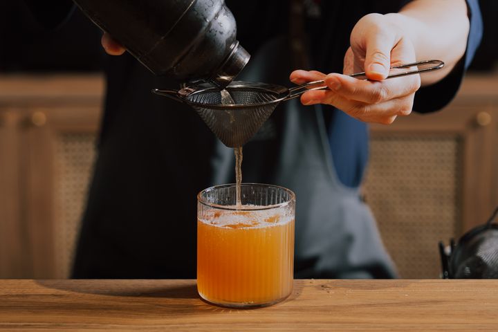 坪林茶青透過新世代思維，希望包種茶的獨特風味成為年輕人的生活態度。　圖：新北市政府農業局／提供