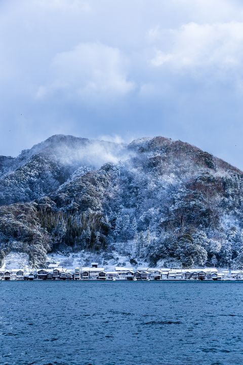 ▲冬日的京都府－伊根舟屋，有令人屏息的靜美雪景。　圖：太平洋旅行社／提供