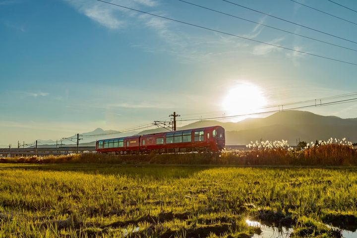 ▲稀有席次的新潟雪月花號，可以享受日式工藝、美饌的頂級質感。　圖：太平洋旅行社／提供