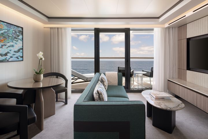 ▲情侶、夫妻、渡蜜月或想嘗試更舒適型的旅客可選標準套房。　圖：太平洋旅行社／提供