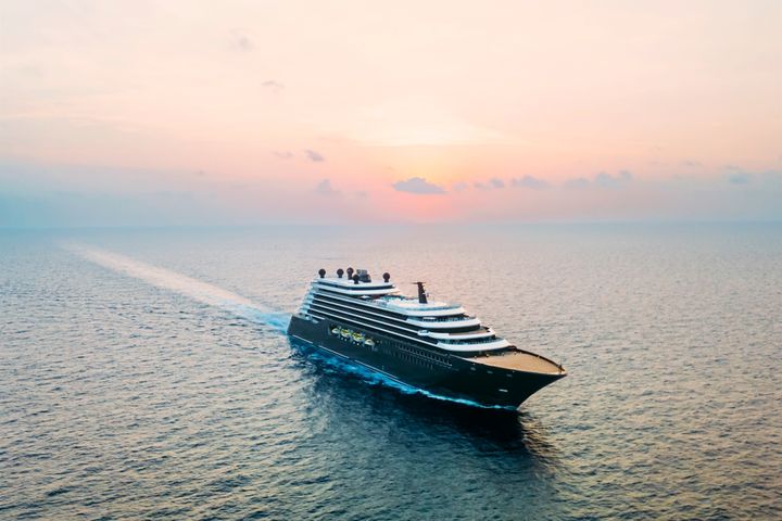 太平洋旅行社推出獨家限定「【麗思卡爾頓遊艇】東京．大阪．釜山．濟州島．東京麗思卡爾頓酒店雙泊．奢華 Luminara 號14日」旅程。　圖：太平洋旅行社／提供