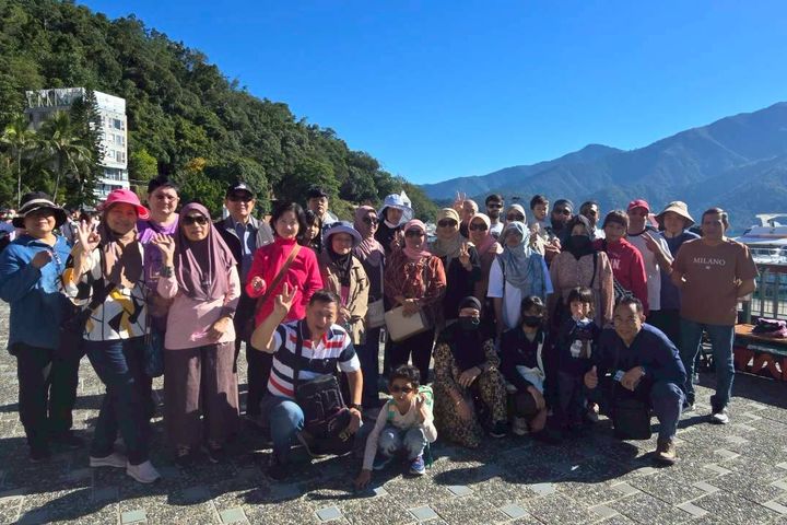 南台灣最大穆斯林團體高雄清真寺，暢遊日月潭之旅。　圖：台灣學之旅／提供