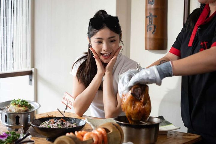 台南關子嶺道地美食－桶仔雞。　圖：臺南市政府觀光旅遊局／提供