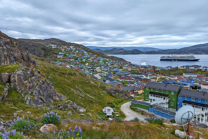 ▲格陵蘭南部多彩小鎮「卡科爾托克」，是文化與歷史的交匯地。　圖：理想旅遊／提供