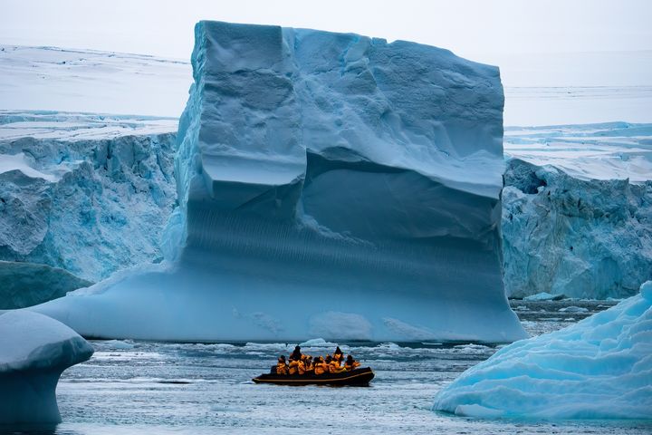 ▲在格陵蘭島體驗冰海奇航，見證巨大冰山之姿。　圖：shutterstock／來源