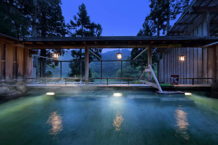 ▲銀山莊的露天溫泉池令人嚮往。　圖：太平洋旅行社／提供