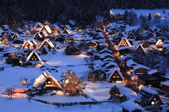 ▲白川鄉合掌村點燈。　圖：shutterstock／來源 