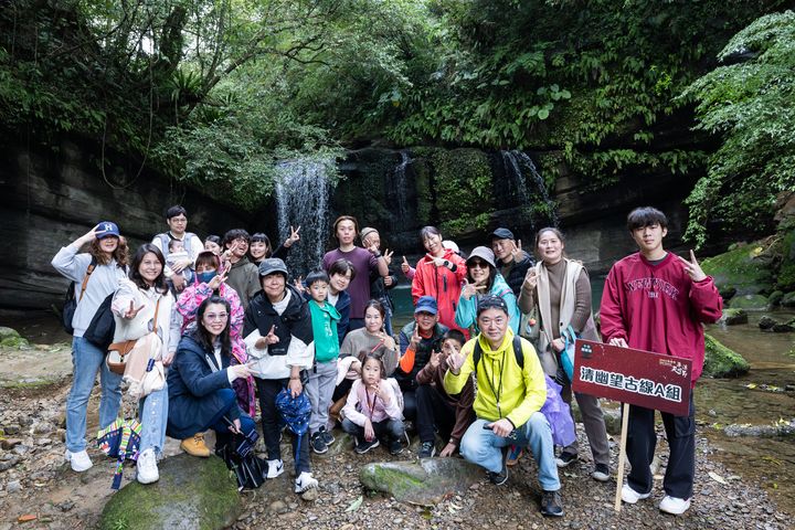 走入山城展開小旅行，細細品味平溪的人情故事與歷史風采，迎接馬年馬到成功。（2025年清幽望古線資料照）。　圖：新北市政府觀光旅遊局／提供