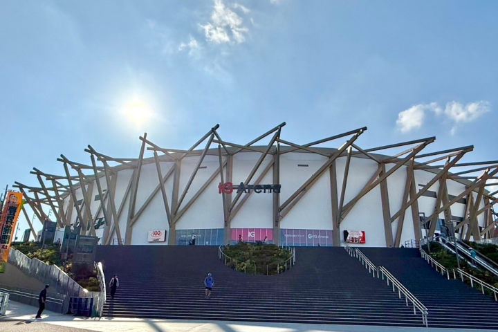 IG 競技場是日本國內最大規模的全球競技場。從體育比賽到音樂會、國際比賽，可以舉辦各種各樣活動的本設施，最多可以容納17,000名觀眾。　圖：愛知國際 Arena／提供