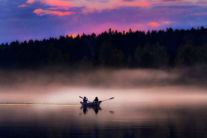 ▲薄霧中的夏日泛舟。　圖：Visit Finland／提供