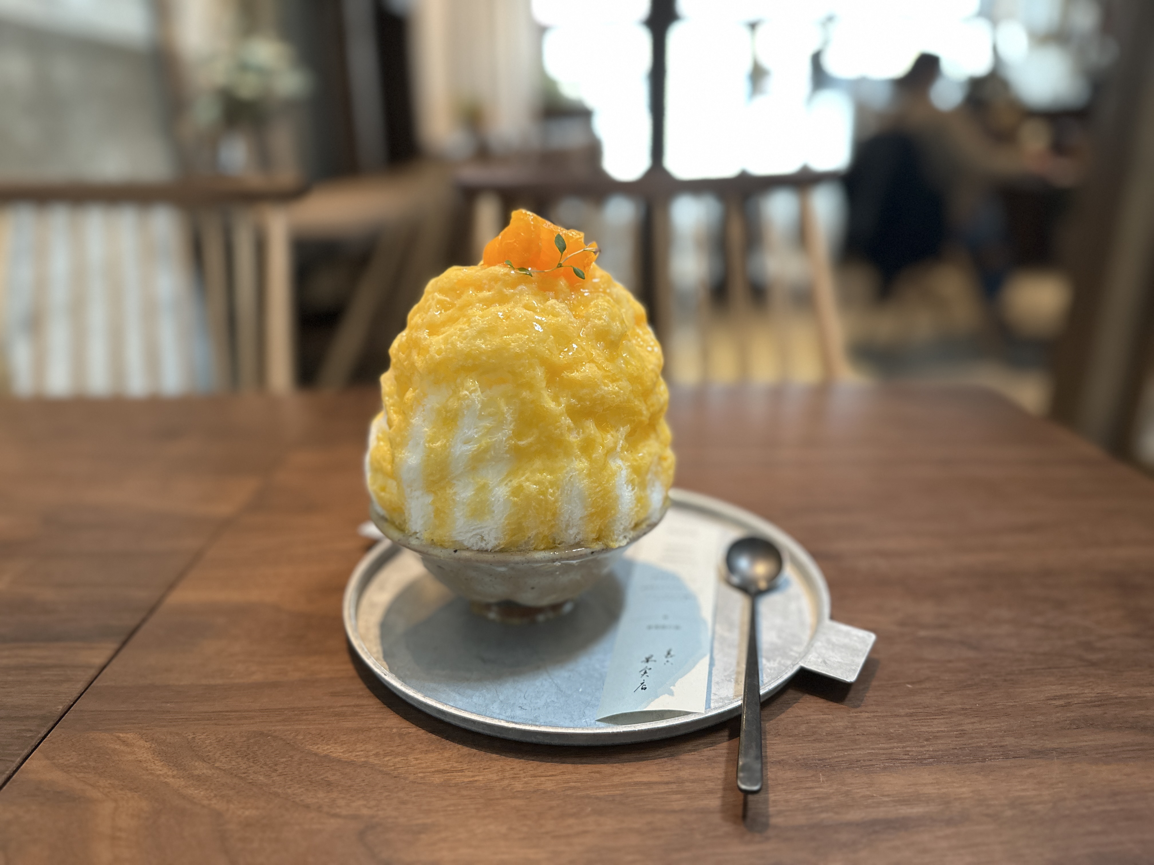 ▲「甚六果實店」主打精品級刨冰。圖：蔡雅雯╱攝