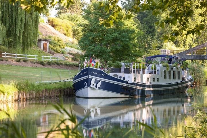 酒店式遊船「聖路易號」波爾多限定美食＋運河遊船之旅。　圖：French Waterways／提供 