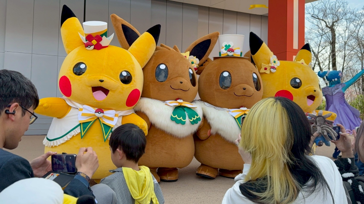  ▲皮卡布泡泡嘉年華表演非常可愛吸睛，結束後會伴隨著泡泡水槍一同在園區繞場。　記者-游琮玄／攝影