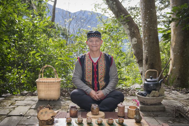▲「山之道！品味部落野趣茶席」－寶山部落「拿普原生茶有機茶園」邀您靜下心，感受山林茶香四溢的片刻。　圖：茂林國家風景區管理處／提供
