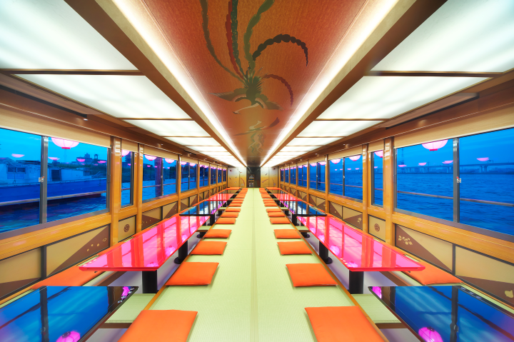 ▲船內設置寬敞舒適的空間。　圖：晴海屋／提供