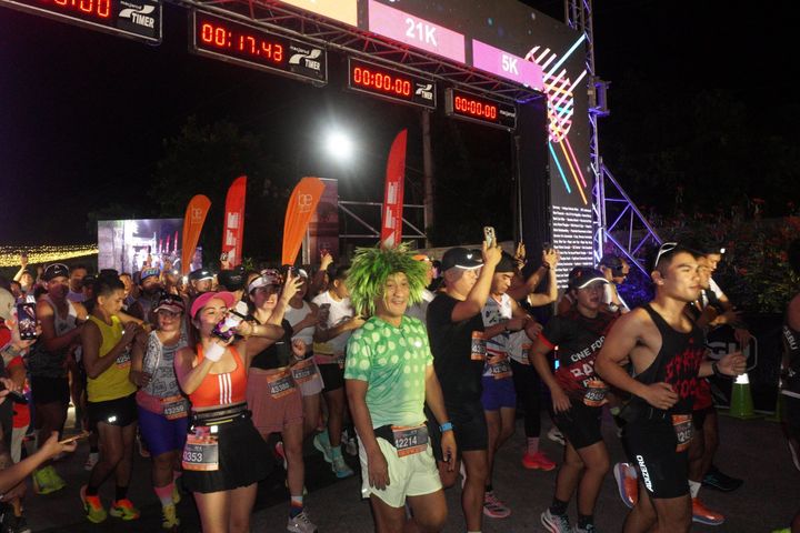 ▲賽事於薄荷島邦勞島登場，安排入住起終點飯店「BE Grand Resort Bohol」，實現「下樓即起跑、完賽即回房」的便利體驗。　圖：翊聖國際旅行社／提供