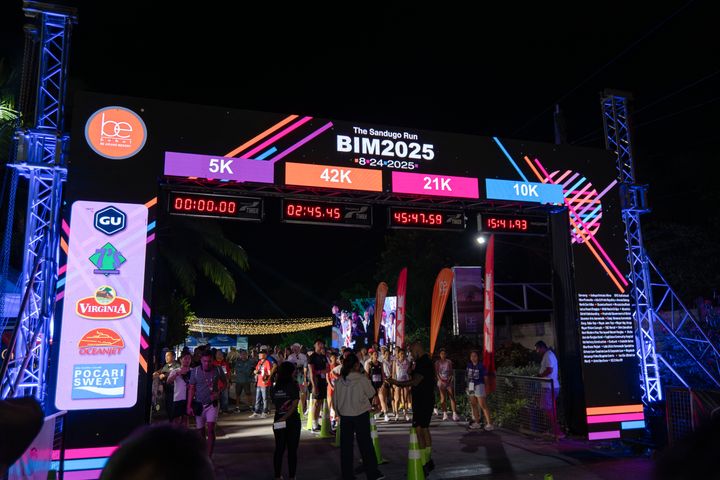 2026薄荷島趣味馬拉松5日跑旅行程，邊跑邊玩讓運動觀光熱潮升級。　圖：翊聖國際旅行社／提供