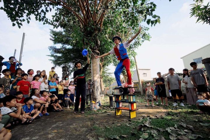 ▲活動期間安排精彩街藝表演。　圖：高雄市政府觀光局／提供