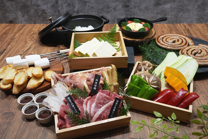 ▲可以品嚐到德島縣知名的「阿波美豚」和「阿波尾雞」。　圖：佐佐木工業／提供