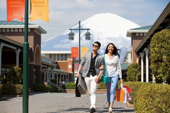  坐擁富士山美景的御殿場 PREMIUM OUTLETS® 為關東地區腹地與商家數量最多的大型購物商場。　圖：向日遊／提供