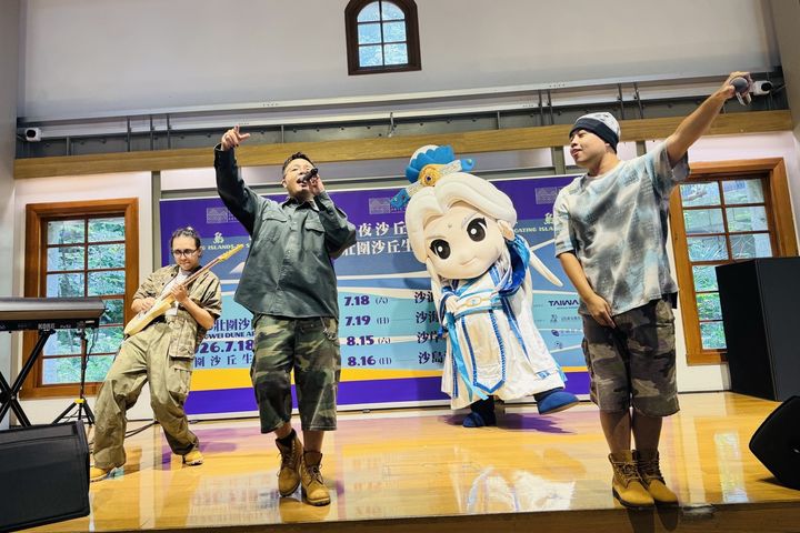 壯圍沙丘藝術節7.8月復古台味登場！金曲歌后黃妃、歌王桑布伊強勢開唱 霹靂布袋戲跨界地景藝術
