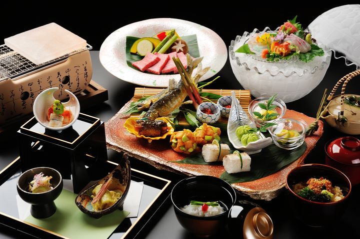 ▲「竹泉莊」餐點相當精緻，令熱愛美食的台灣遊客驚喜。　圖：太平洋旅行社／提供