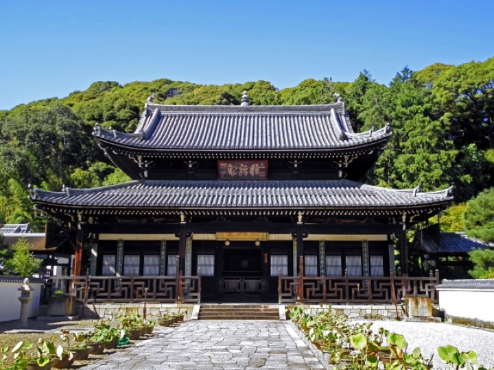▲「萬福寺」的建築保留了中國明代風格，境內多處建築更已被指定為日本國寶。　圖：Photo AC／來源